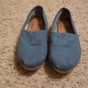 Toms loafers